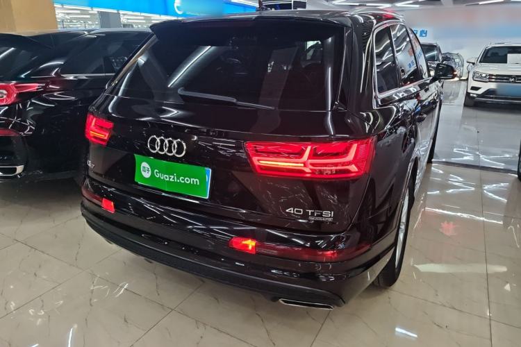 Used Audi Q7 2016 40 TFSI Comfort Model