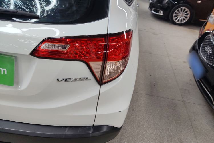 Used Honda Vezel 2015 1.5L CVT two-wheel drive Comfort trim Right Rear Taillight