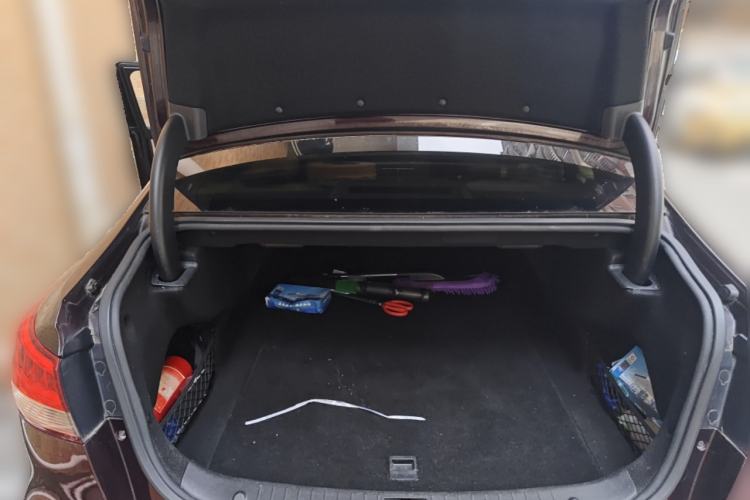 Used Zotye Z700 2016 1.8T DCT Prestige Edition
