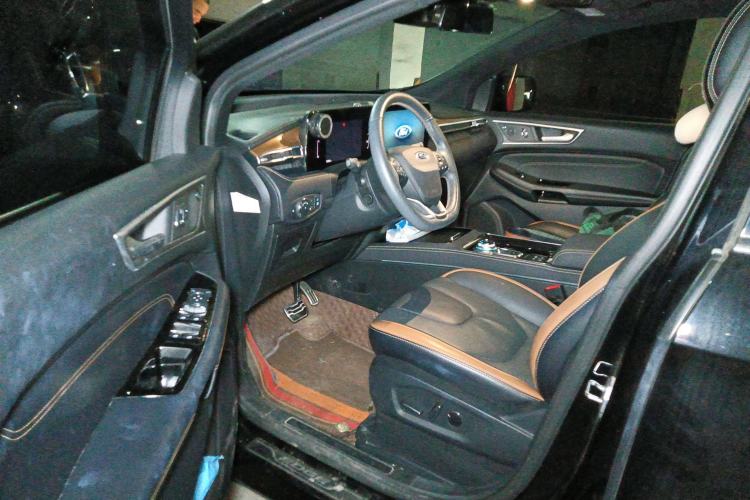 Used Ford Edge 2021 PLUS EcoBoost 245 Four-Wheel Drive Titanium Edition 7-Seater
