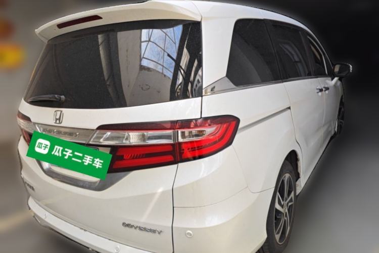 Used Honda Odyssey 2015 2.4L Smart Edition Rear Right 45 Deg