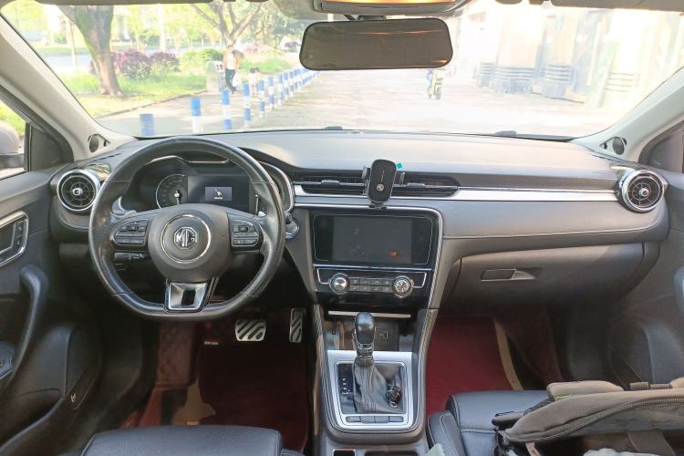 Used MG 6 2017 20T Automatic Luxury Smart Connect Version China V Standard Center Console