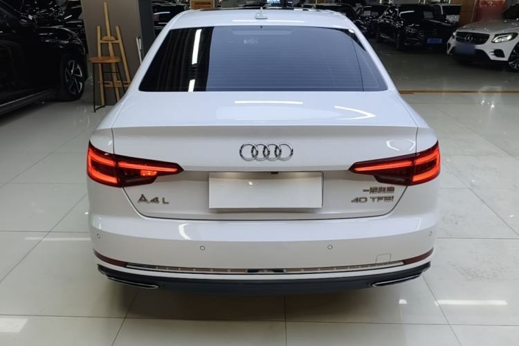 Used Audi A4L 2019 40 TFSI Ambition China VI Rear