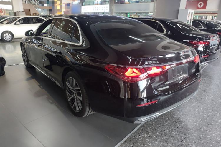 Used Mercedes-Benz E-Class 2024 Refresh E 300 L Stylish Edition Exterior 2