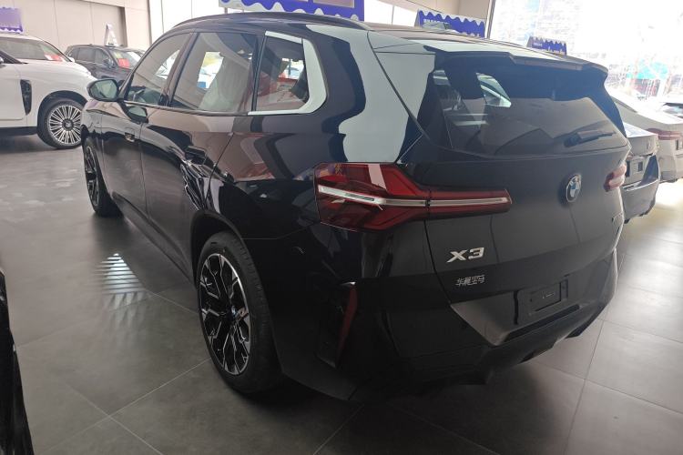 Used BMW X3 2025 xDrive30L Leading Model M Sport Package
