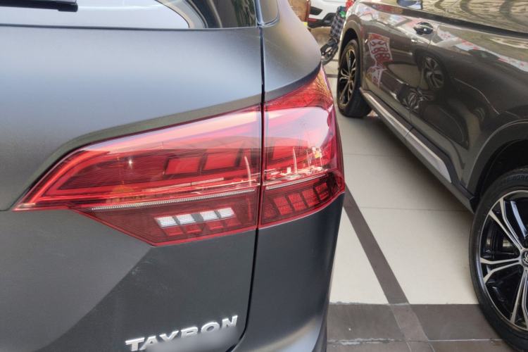 Used Volkswagen Tayron 2020 330TSI Two-Wheel Drive Luxury Smart Connectivity Version