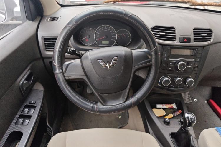 Used Wuling Hongguang 2016 1.5L S Comfort Version
