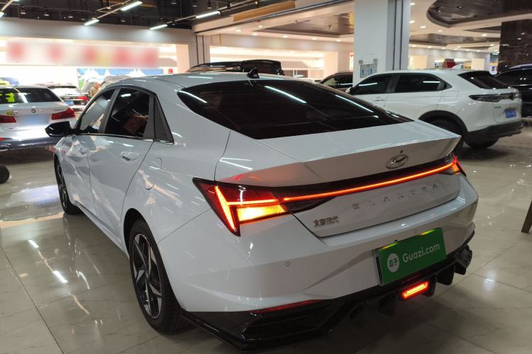 Used Hyundai Elantra 2022 1.5L CVT LUX Prestige Edition Rear Left 45 Deg