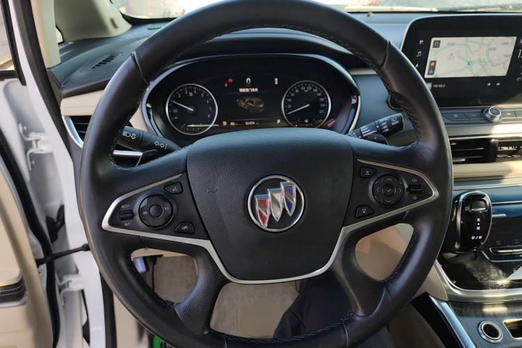 Used Buick GL8 2023 Land Executive Class Deluxe Model Steering Wheel