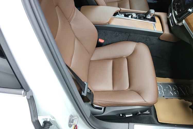 Used Volvo S90 2024 B5 Zhiyi Luxury Edition