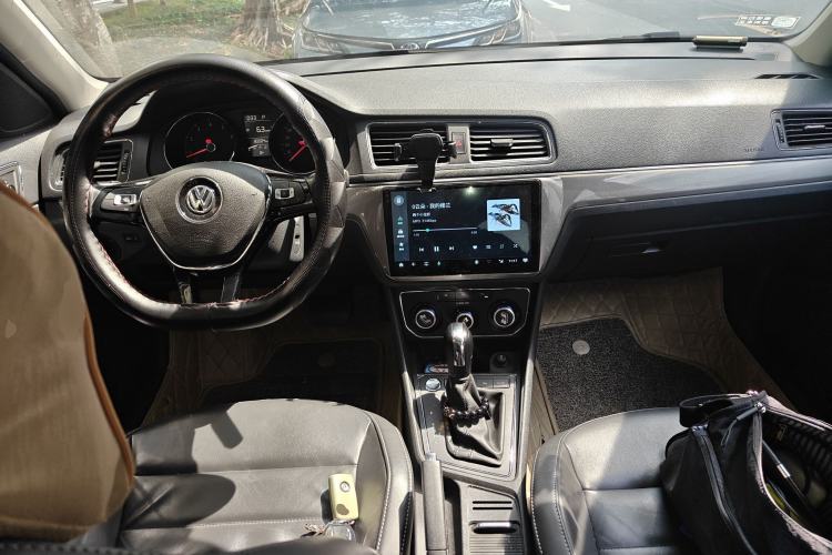 Used Volkswagen Lavida 2017 1.6L Automatic Comfort Edition