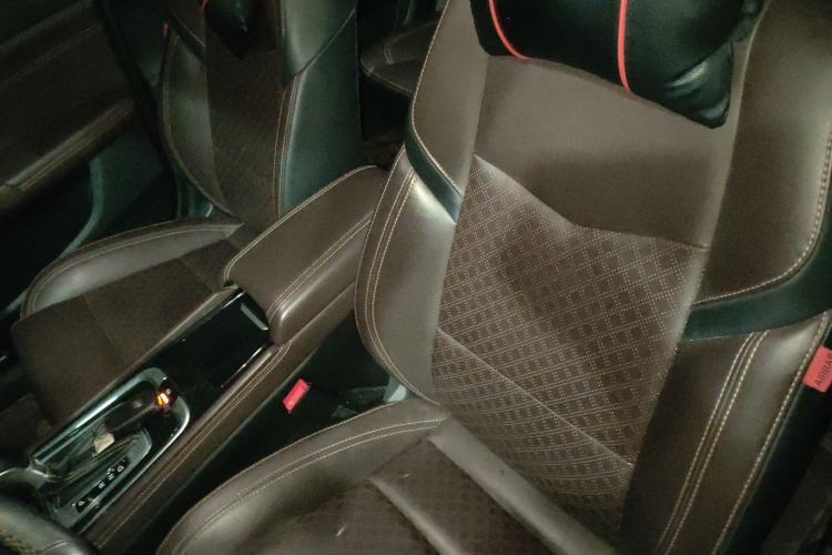 Used CHANGAN Eado 2018 High-Energy Edition 1.6L GDI Automatic Pioneer Model China V Standard
