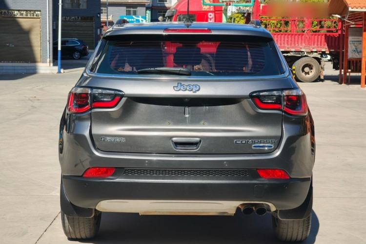 Used Jeep Compass 2017 200T Automatic Family Edition