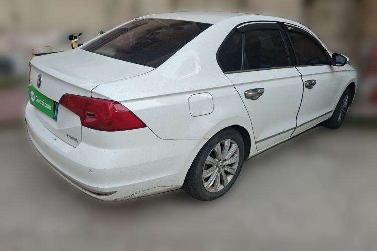 Used Volkswagen Bora 2016 1.6L Manual Comfort Model Rear Right 45 Deg