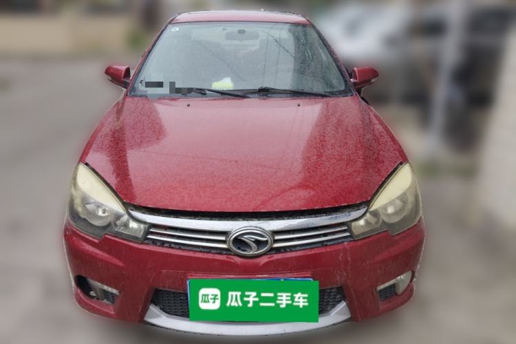 Used Soueast V3 Lingyue 2012 Revised Version 1.5L Manual – Style Edition
