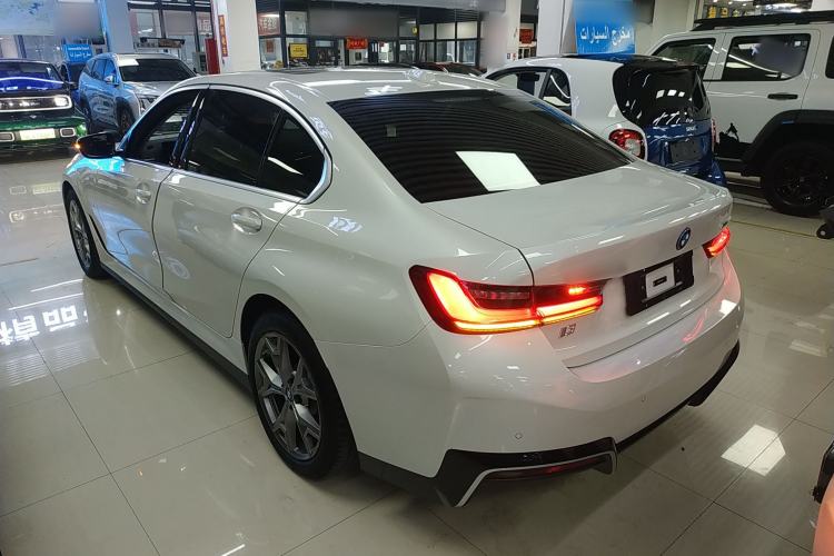 Used BMW i3 2022 eDrive 35 L
