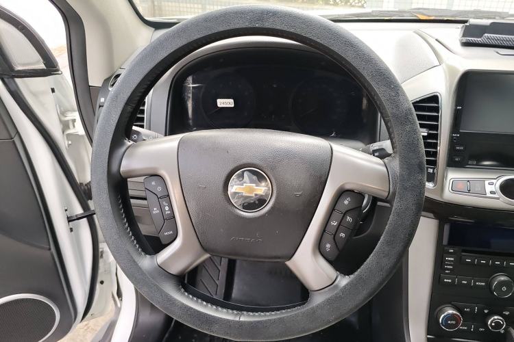 Used Chevrolet Captiva 2014 2.4L 4x4 Flagship Edition 7 Seats
