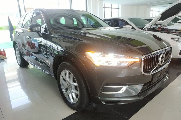 Used Volvo XC60 2021 T5 4x4 Smart Luxury Edition
