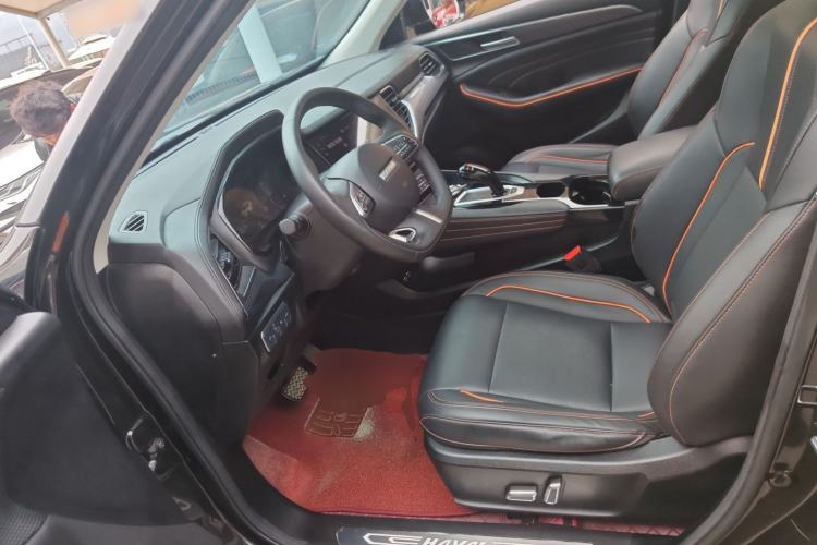 Used Haval F7 2021 2.0T Two-Wheel Drive i-Van Left Front Seat
