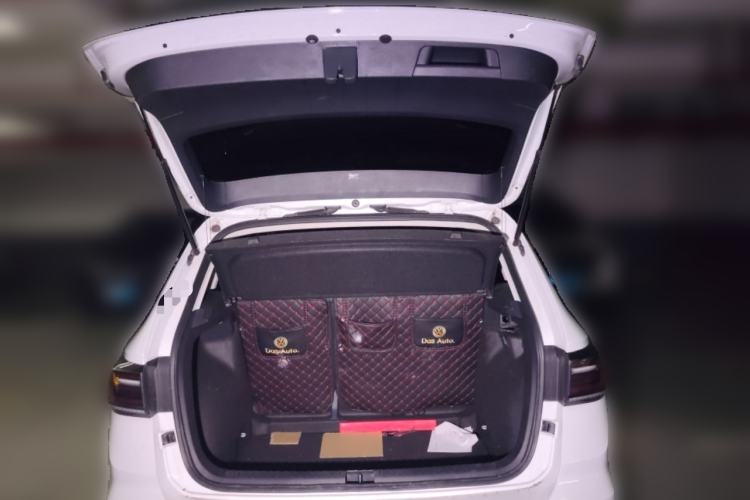 Used Volkswagen Tharu 2023 300TSI Two-Wheel-Drive Moonlight Edition
