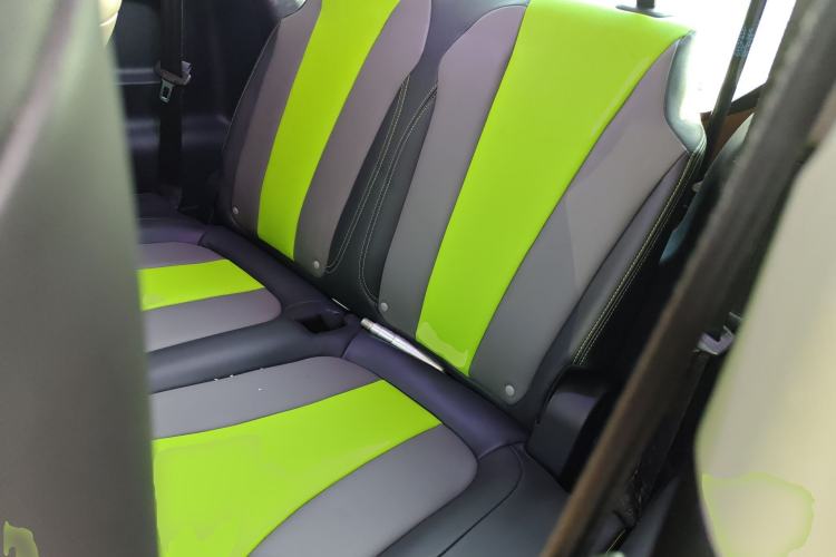 Used Roewe Clever 2021 302 km New Four-Seater Super-Efficient Version Left Rear Seat