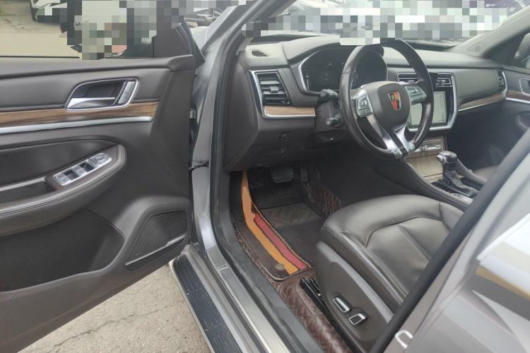 Used Roewe RX8 2018 30T Smart Connectivity Four-Wheel Drive Flagship Edition
