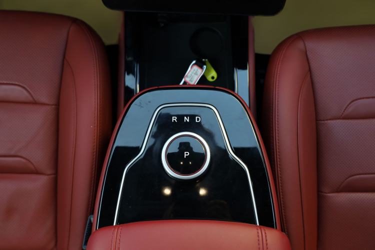 Used SERES SF5 2021 Four-Wheel Drive Freedom Expedition Edition
