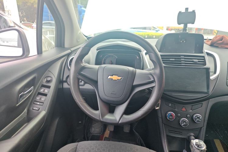 Used Chevrolet Trax 2014 1.4T Manual Two-Wheel Drive Comfort Model Steering Wheel