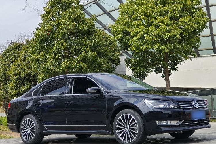 Used Volkswagen Passat 2013 2.0 TSI DSG Ultimate Edition