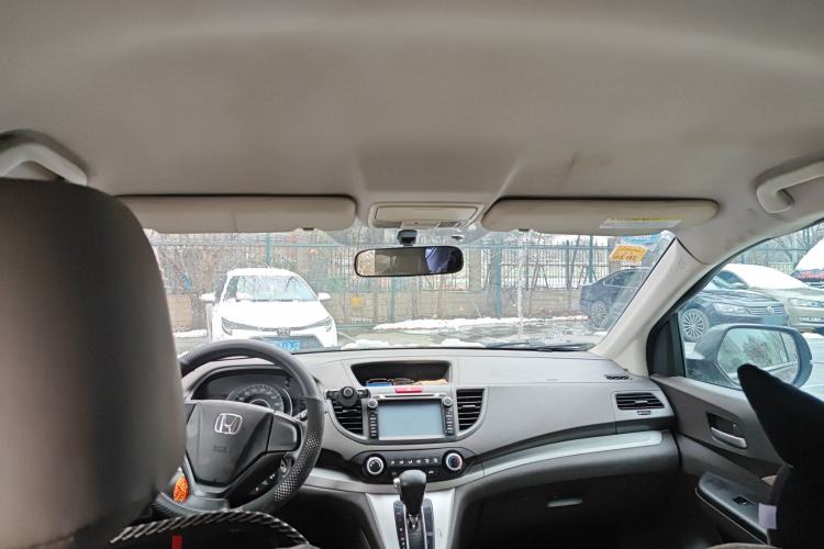 Used Honda CR-V 2012 2.0L two-wheel drive urban version