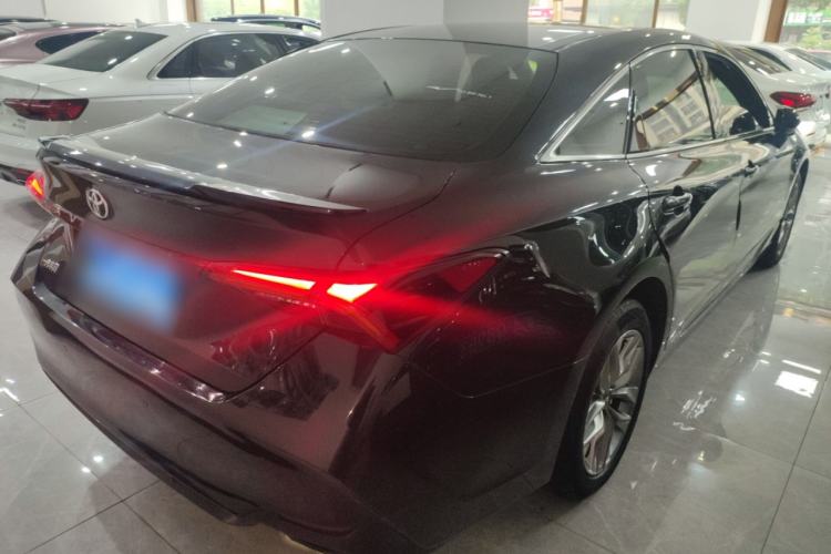 Used Toyota Avalon 2019 2.5L Ambition Version China VI Standard
