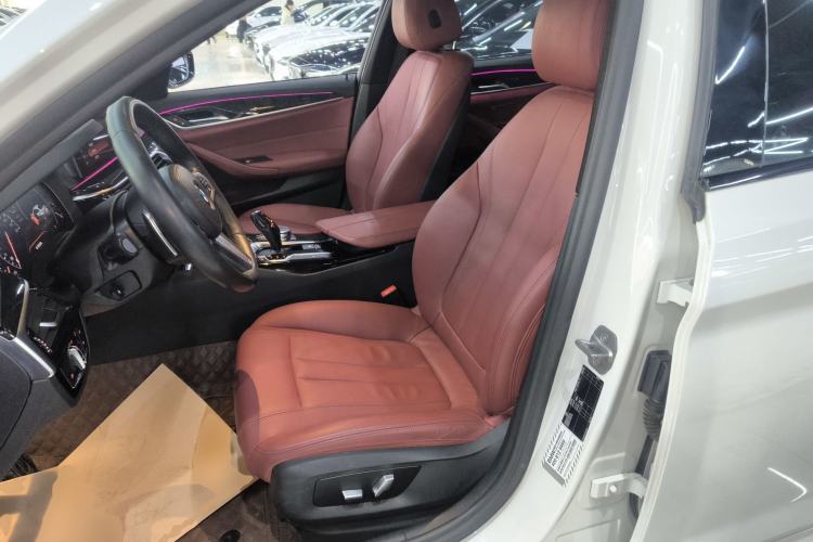 Used BMW 5 Series 2019 Facelifted 530Li Leading Edition M Sport Package