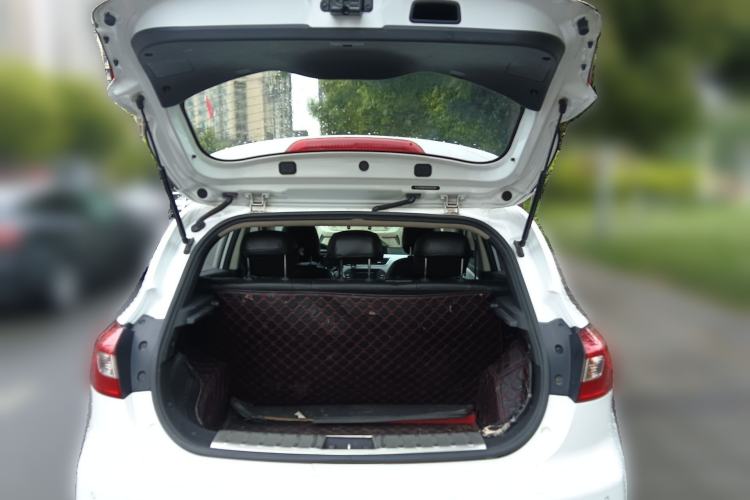 Used JAC Group Refine S2 2015 1.5L Manual Luxury Smart Model Trunk