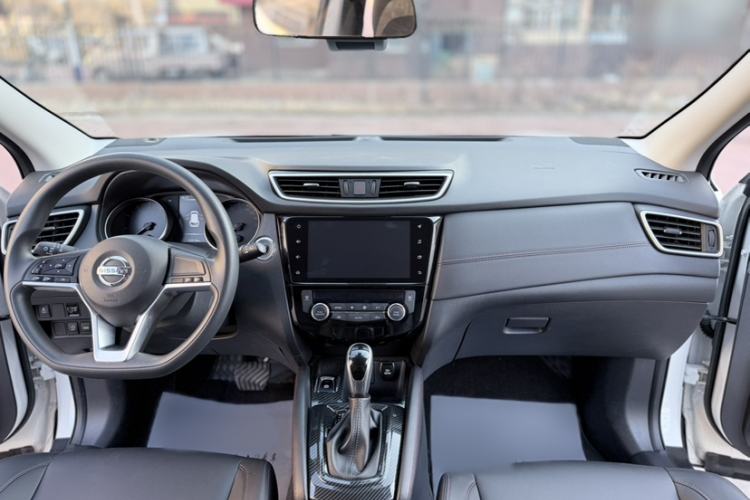 Used Nissan Qashqai 2022 2.0L CVT XV Smart Enjoyment Version Interior 1