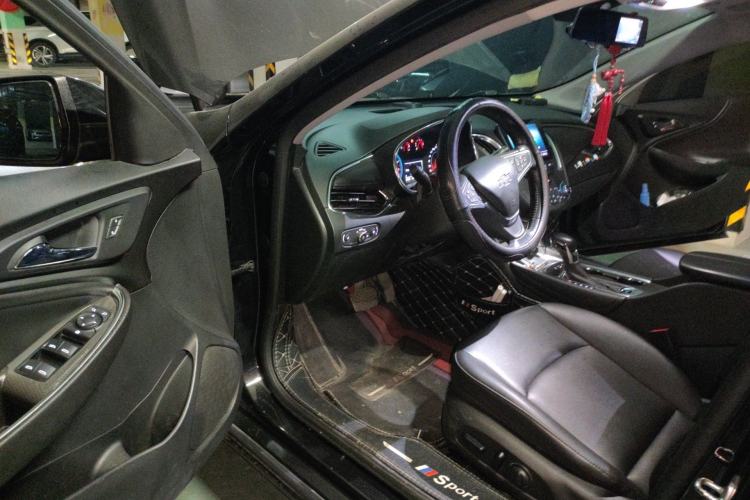 Used Chevrolet Malibu XL 2021 535T Automatic Sport Edition Driver Seat