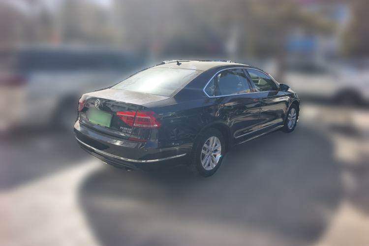 Used Volkswagen Passat 2016 330TSI DSG Luxury Edition
