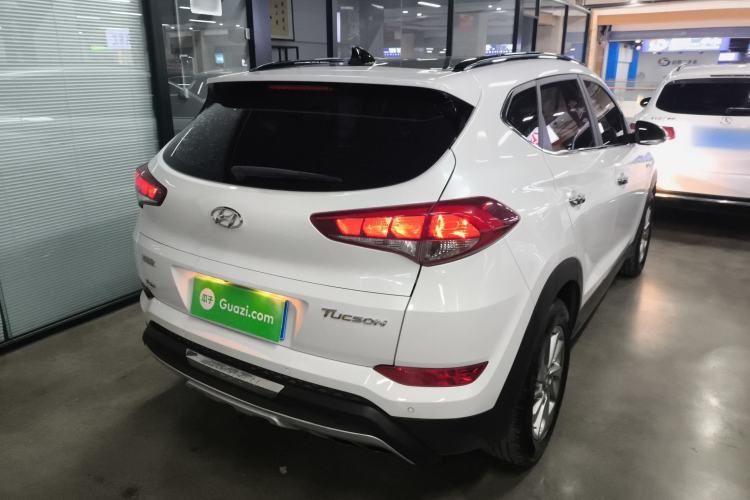Used Hyundai Tucson 2018 1.6T Dual-Clutch Two-Wheel Drive 15th Anniversary Special Edition Rear Right 45 Deg