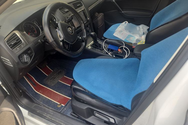 Used Volkswagen Golf 2016 230TSI Automatic Luxury Version
