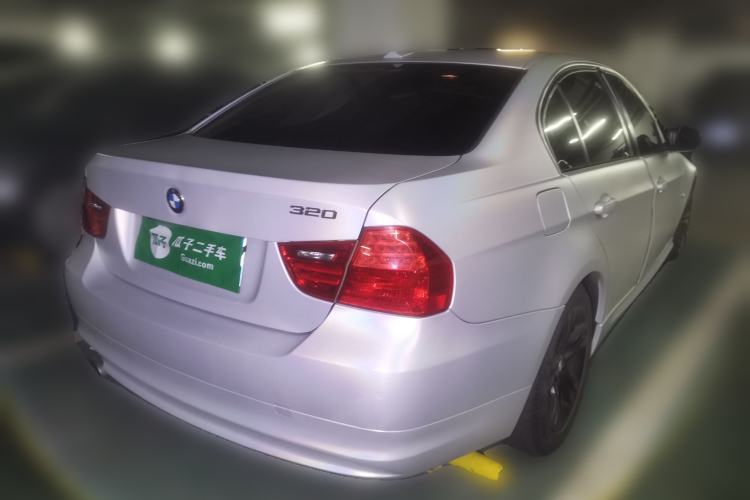 Used BMW 3 Series 2010 320i Luxury Model