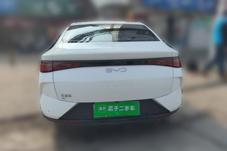 Used BYD e7 2025 Model 520 Smart Travel Edition
