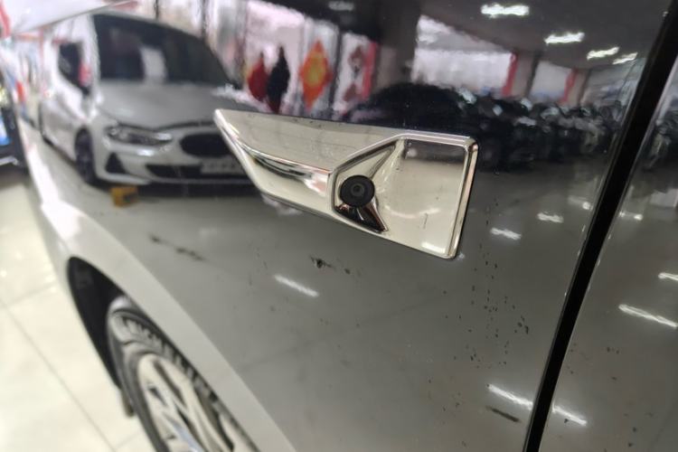 Used GAC Trumpchi Xiangwang M8 2025 Kunkun Series Ultra First-Class Cabin Exterior 13