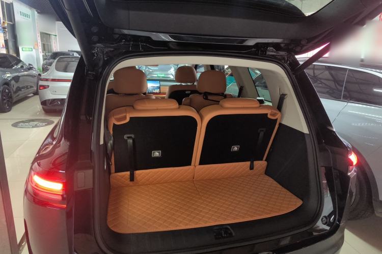 Used Leapmotor C16 2024 Range-Extended 200 Luxury Edition