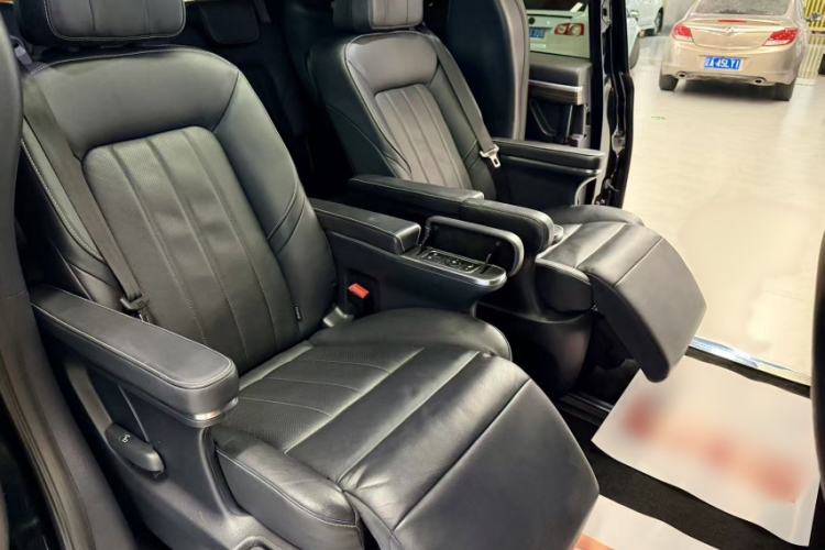 Used GAC Trumpchi M8 2018 320T Luxury Edition Interior 13