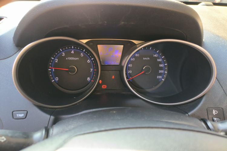 Used Hyundai ix35 2015 2.0L Automatic 2WD Smart Type China IV
