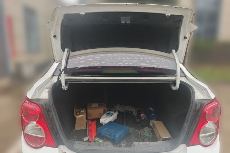 Used Chevrolet Aveo Sonic 2011 Sedan 1.6L Automatic SX