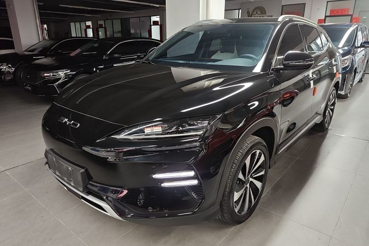 Used BYD Song PLUS New Energy 2023 Champion Edition EV 520KM Prestige Model
