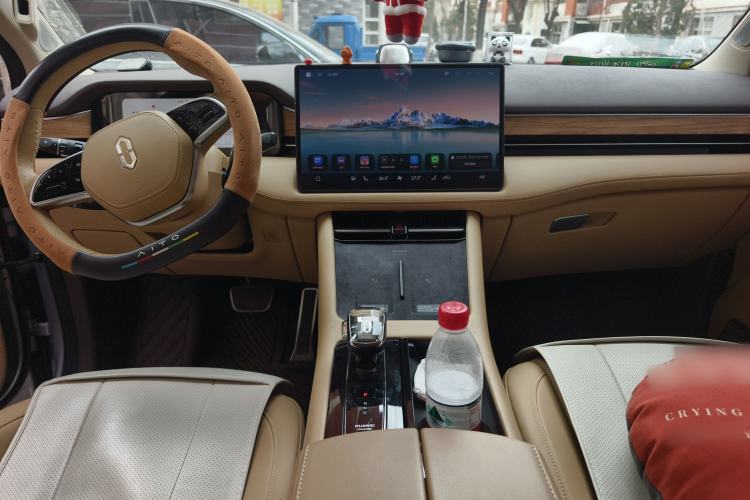 Used Hima AITO M7 2024 1.5T Rear-Drive Plus Version 5 Seats Center Console