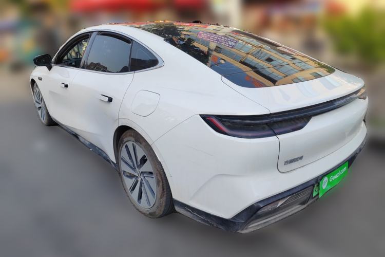 Used Geely Galaxy E8 2024 550 km Range Rear-Drive MAX
