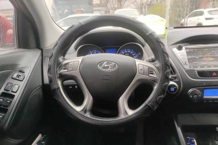 Used Hyundai ix35 2010 2.0L Automatic Two-Wheel Drive Elite Edition GLS
