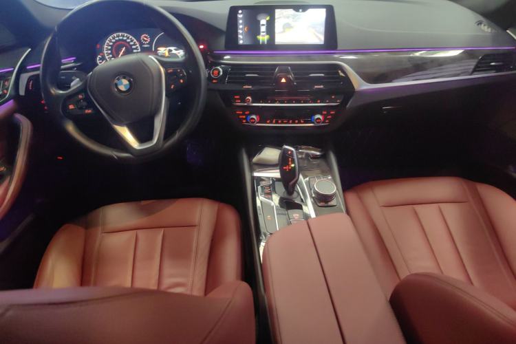 Used BMW 5 Series 2018 530Li Leading Model M Sport Package
